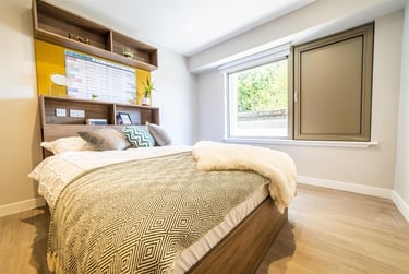 1 bed studio, Calton Road, Holyrood, Edinburgh, EH88DP - Image 6